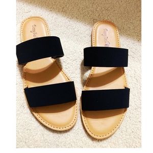 ❌SOLD❌ Womens/juniors sandals